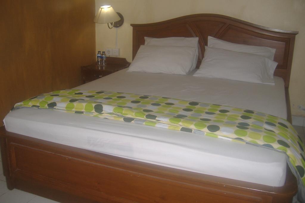 Mustika Inn Kuta  Room photo