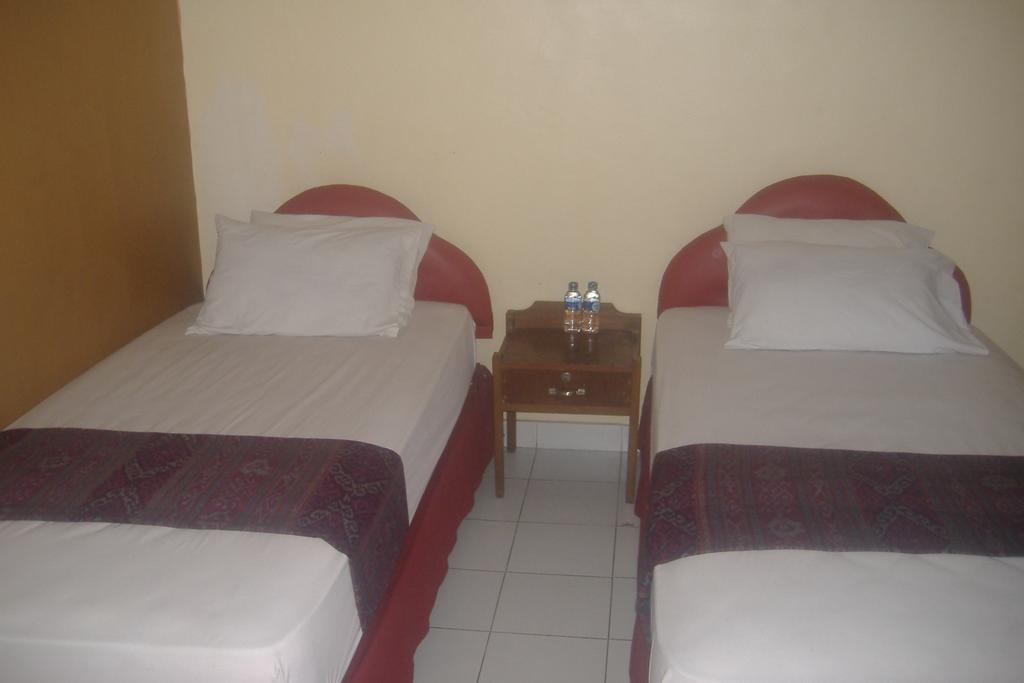 Mustika Inn Kuta  Room photo