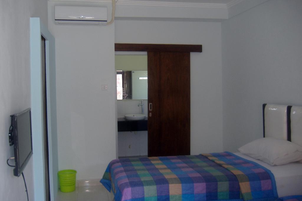 Mustika Inn Kuta  Room photo